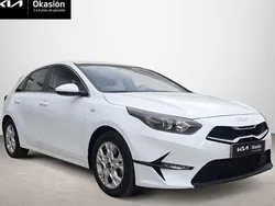 Blanco Usado 2024 Kia Ceed Berlina | 17.990 € (Precio justo)