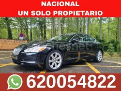 Negro Usado 2010 Jaguar XF Luxury Berlina | 9990 € (Precio justo)