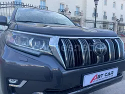 Gris / plata Usado 2020 Toyota Land Cruiser SUV | 37.900 € (Caro)