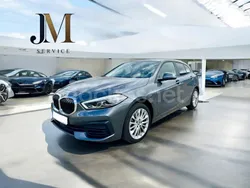 Gris / plata Usado 2021 BMW 120 Utilitario | 23.450 € (Buen precio)