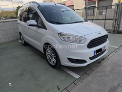 Blanco Usado 2017 Ford Tourneo Courier Sport Monovolumen | 8900 € (Precio justo)