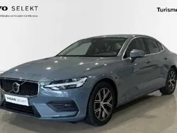 Gris Usado 2023 Volvo S60 Core Berlina | 36.900 € (Un poco caro)