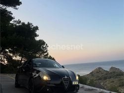 Negro Usado 2012 Alfa Romeo Giulietta Distinctive Utilitario | 3990 €