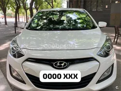 Blanco Usado 2013 Hyundai i30 Berlina | 6900 € (Un poco caro)