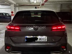 Gris / plata Usado 2023 Peugeot 308 Allure Familiar | 22.100 € (Un poco caro)