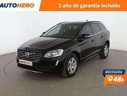 Negro Usado 2017 Volvo XC60 Momentum SUV | 21.399 € (Precio justo)
