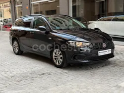 Negro Usado 2018 Fiat Tipo Lounge Familiar | 7300 € (Precio justo)