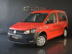 Rojo Usado 2019 VW Caddy Trendline Monovolumen | 19.900 € (Precio justo)