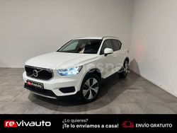 Blanco Usado 2022 Volvo XC40 Momentum SUV | 22.490 € (Precio justo)