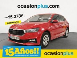Rojo Usado 2024 Skoda Fabia Selection Utilitario | 16.800 € (Buen precio)