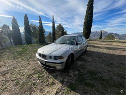 Gris / plata Usado 2003 BMW 320 Coupe | 4000 € (Buen precio)