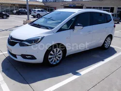 Blanco Usado 2017 Opel Zafira Tourer Excellence Monovolumen | 13.975 € (Un poco caro)
