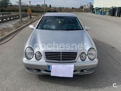 Gris / plata Usado 2000 Mercedes CLK230 Avantgarde Coupe | 10.000 €