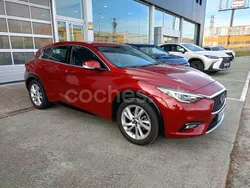 Granate Usado 2018 Infiniti Q30 Premium Utilitario | 18.800 € (Un poco caro)