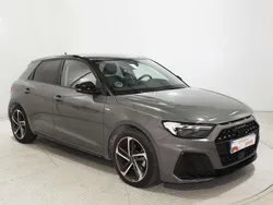 Gris Usado 2024 Audi A1 Sportback Black Edition Utilitario | 23.000 € (Buen precio)