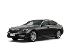 Gris Usado 2024 BMW 520 Berlina | 54.895 €