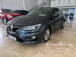 Gris Usado 2021 Renault Mégane IV Business Berlina | 19.800 € (Caro)