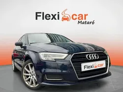Azul Usado 2019 Audi A3 Sportback Attraction Berlina | 15.990 € (Super precio)
