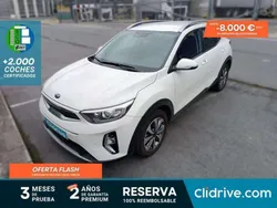 Blanco Usado 2021 Kia Stonic SUV | 16.990 € (Precio justo)