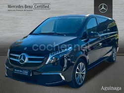 Negro Usado 2024 Mercedes V220 Avantgarde Monovolumen | 79.900 €