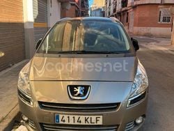 Beige Usado 2013 Peugeot 5008 Active Monovolumen | 8190 € (Precio justo)