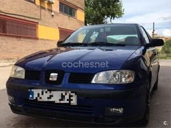 Azul Usado 2002 Seat Ibiza Stella Berlina | 2500 € (Buen precio)