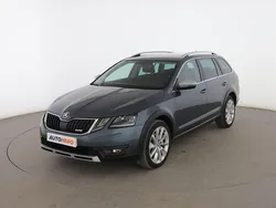 Gris Usado 2019 Skoda Octavia Scout 4x4 Familiar | 19.299 € (Caro)
