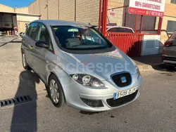 Gris / plata Usado 2005 Seat Altea Reference Monovolumen | 4199 € (Precio justo)