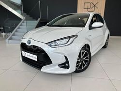 Blanco Usado 2021 Toyota Yaris Hybrid Style Berlina | 18.690 € (Precio justo)