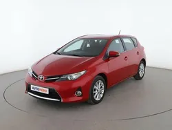 Rojo Usado 2014 Toyota Auris Active Berlina | 12.299 € (Precio justo)