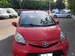 Rojo Usado 2013 Toyota Aygo Live Utilitario | 7000 € (Precio justo)