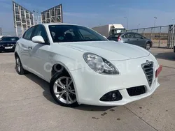 Blanco Usado 2010 Alfa Romeo Giulietta Distinctive Utilitario | 6500 €