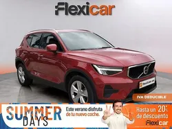 Rojo Usado 2024 Volvo XC40 Core SUV | 31.970 € (Precio justo)