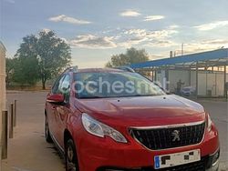 Rojo Usado 2016 Peugeot 2008 Style SUV | 8119 € (Precio justo)