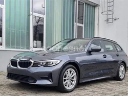 Gris / plata Usado 2019 BMW 320 Familiar | 24.600 € (Un poco caro)