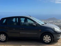 Azul Usado 2008 Ford Fiesta Futura Utilitario | 2350 € (Buen precio)