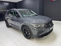 Gris / plata Usado 2021 VW Tiguan Sportline SUV | 31.490 € (Un poco caro)