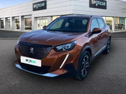 Naranja Usado 2020 Peugeot 2008 Allure SUV | 17.500 € (Un poco caro)