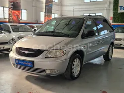 Gris / plata Usado 2003 Chrysler Voyager Monovolumen | 4299 €