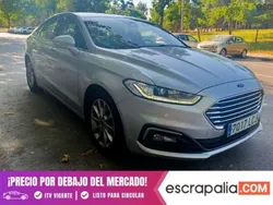 Gris / plata Usado 2019 Ford Mondeo Titanium Berlina | 7400 € (Buen precio)