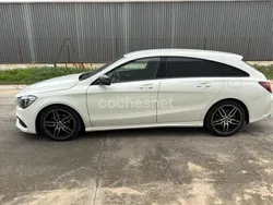 Blanco Usado 2017 Mercedes CLA200 Shooting Brake Familiar | 13.000 € (Buen precio)