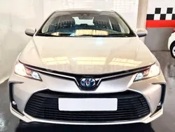 Gris / plata Usado 2020 Toyota Corolla Active Berlina | 19.990 € (Precio justo)