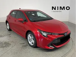 Rojo Usado 2021 Toyota Corolla Active Berlina | 21.400 € (Precio justo)