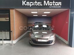Marrón Usado 2010 Renault Mégane III Dynamique Berlina | 6499 € (Precio justo)
