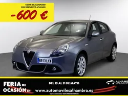 Gris / plata Usado 2020 Alfa Romeo Giulietta Utilitario | 15.890 € (Un poco caro)