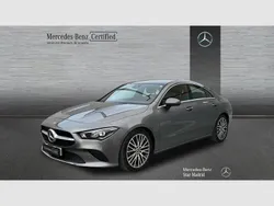 Gris / plata Usado 2022 Mercedes CLA200 Berlina | 31.990 € (Buen precio)
