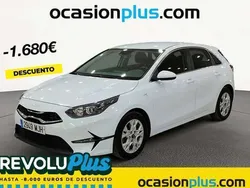 Blanco Usado 2023 Kia Ceed Utilitario | 16.810 € (Buen precio)