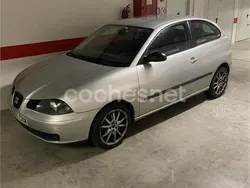 Gris / plata Usado 2003 Seat Ibiza Stella Berlina | 2200 € (Precio justo)