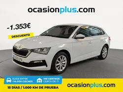 Blanco Usado 2021 Skoda Scala Ambition Utilitario | 14.890 € (Precio justo)