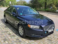 Azul Usado 2007 Volvo S80 Momentum Berlina | 10.400 €